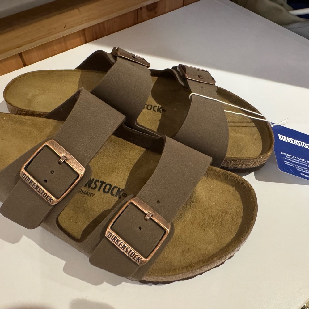 Birkenstock Women’s Tan Sandals with Copper Buckles